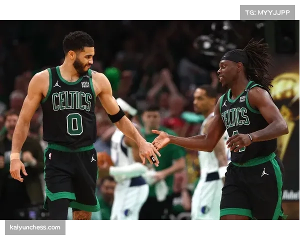 布朗30分普里查德29+9+5 凯尔特人逆境中挺进东部前三